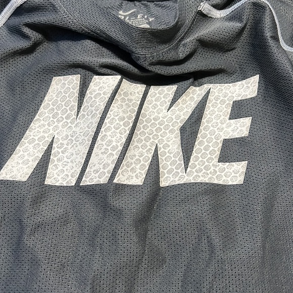 Nike Dri-Fit Stay Cool Boys Long Sleeves Boys Shirt 👕 Retails $24 Size: 4 New - Picture 3 of 7